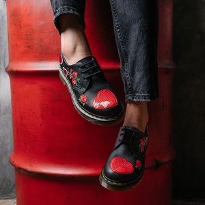 dr martens 1461 sequin